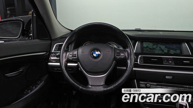BMW 5 Series GT (F07) GT xDrive 2014 — фото 12