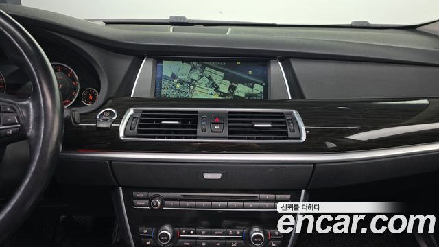 BMW 5 Series GT (F07) GT xDrive 2014 — фото 13