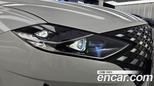 Hyundai Grandeur Hybrid (IG) Le Blanc 2023 — фото 22
