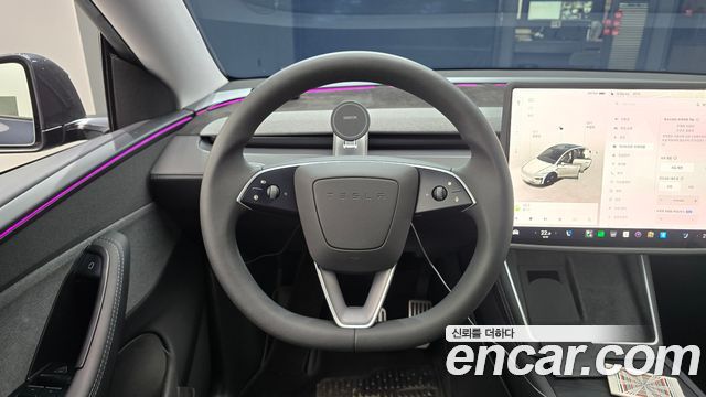 Tesla Model Y RWD 2025 — фото 17