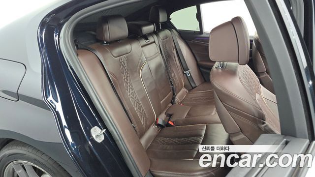 BMW 5 Series (G30) 520d M Sport Package Plus 2018 — фото 11