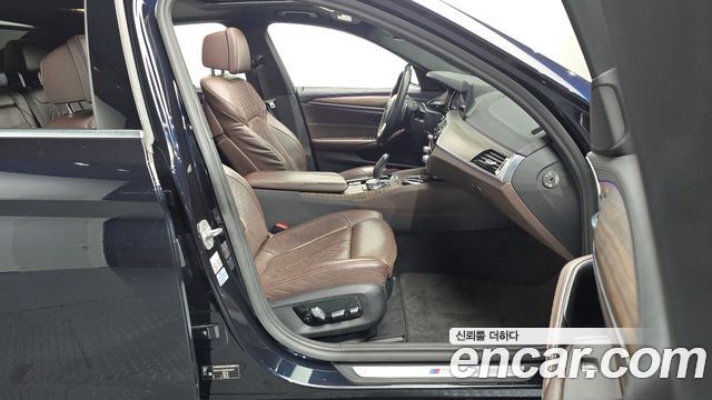BMW 5 Series (G30) 520d M Sport Package Plus 2018 — фото 12