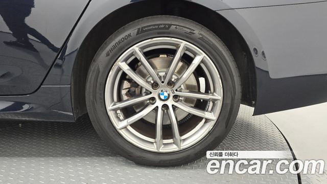 BMW 5 Series (G30) 520d M Sport Package Plus 2018 — фото 21