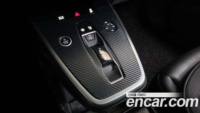 Audi Q4 e-tron (F4) 40 Premium 2023 — фото 9