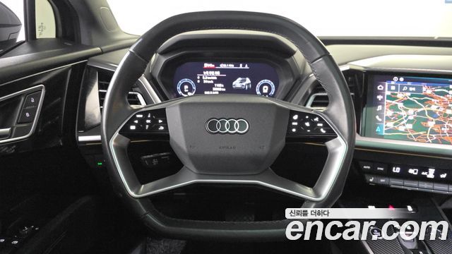 Audi Q4 e-tron (F4) 40 Premium 2023 — фото 13