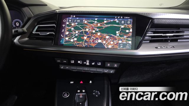 Audi Q4 e-tron (F4) 40 Premium 2023 — фото 14