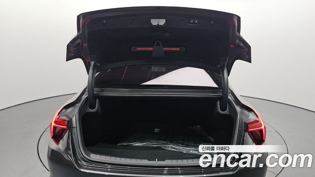 Kia K8 2.5 Gasoline 2WD Noblesse 2023 — фото 15
