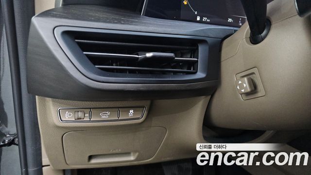 Kia K8 2.5 Gasoline 2WD Noblesse 2023 — фото 20