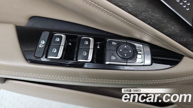 Kia K8 2.5 Gasoline 2WD Noblesse 2023 — фото 28