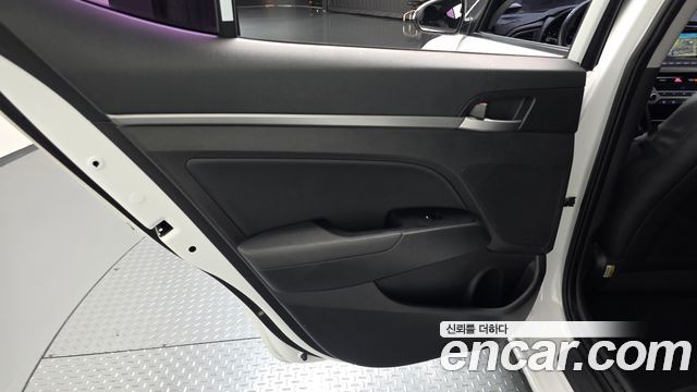 Hyundai Avante (AD) 1.6 GDI Smart 2017 — фото 25