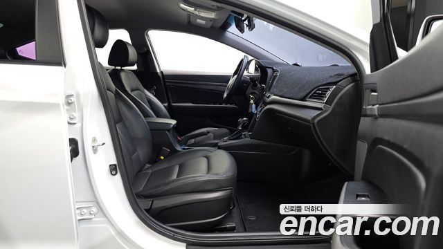 Hyundai Avante (AD) 1.6 GDI Smart 2017 — фото 26