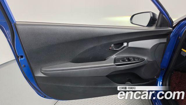 Hyundai Veloster (JS) 1.6 Turbo Sport Core 2018 — фото 25