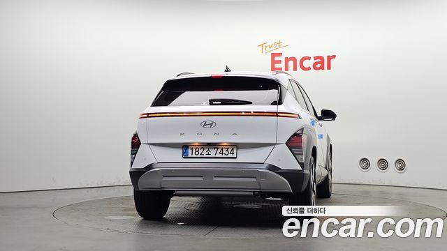 Hyundai Kona (SX2) Gasoline 1.6 Turbo 2WD Inspiration 2024 — фото 4