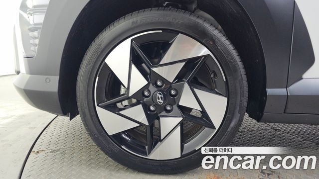 Hyundai Kona (SX2) Gasoline 1.6 Turbo 2WD Inspiration 2024 — фото 5
