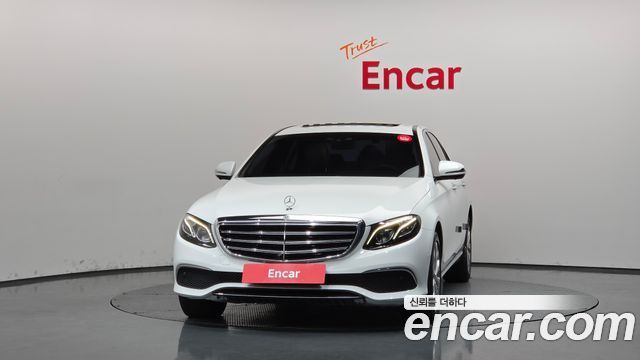 Mercedes-Benz E-Class (W213) E300 4MATIC Exclusive 2019 — фото 3
