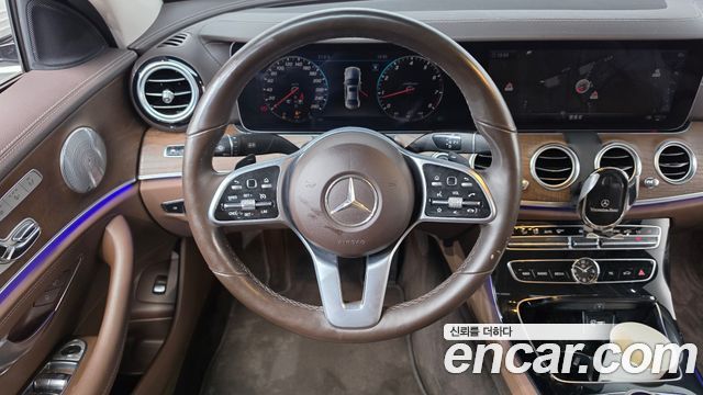 Mercedes-Benz E-Class (W213) E300 4MATIC Exclusive 2019 — фото 13