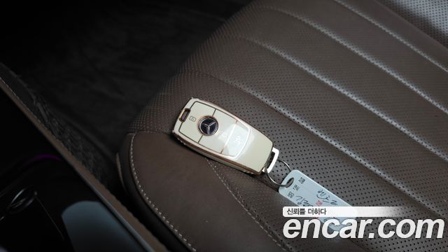 Mercedes-Benz E-Class (W213) E300 4MATIC Exclusive 2019 — фото 15