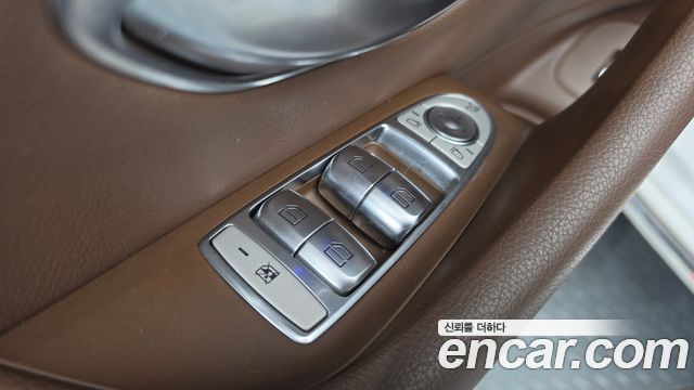 Mercedes-Benz E-Class (W213) E300 4MATIC Exclusive 2019 — фото 29