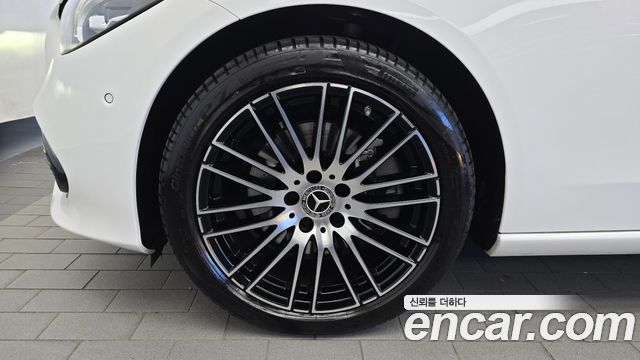 Mercedes-Benz C-Class (W206) C200 Avantgarde 2024 — фото 5