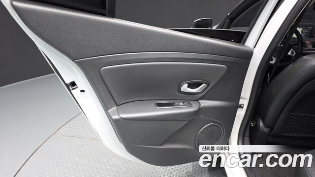 Renault Korea SM3 Z.E. RE 2019 — фото 25