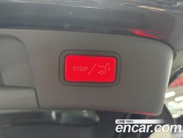 Mercedes-Benz GLA-Class (X156) GLA220 Premium 2018 — фото 10