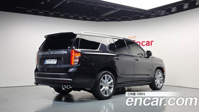 Chevrolet Tahoe 6.2 Dark Knight 4WD 2023 — фото 2