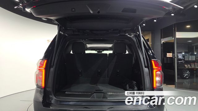 Chevrolet Tahoe 6.2 Dark Knight 4WD 2023 — фото 20
