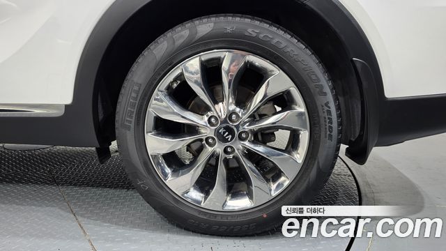 Kia Sorento Diesel 2.2 2WD Noblesse Special 2019 — фото 5