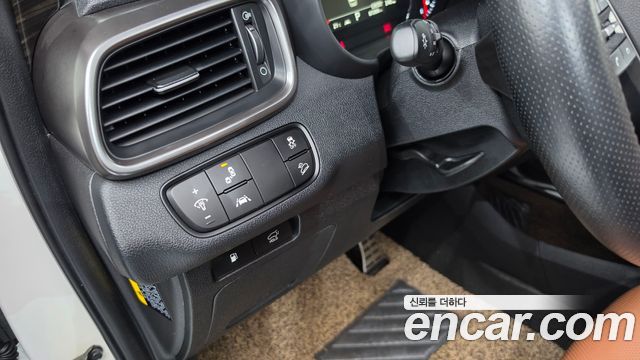 Kia Sorento Diesel 2.2 2WD Noblesse Special 2019 — фото 18