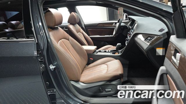 Hyundai Sonata New Rise Hybrid Premium 2018 — фото 12