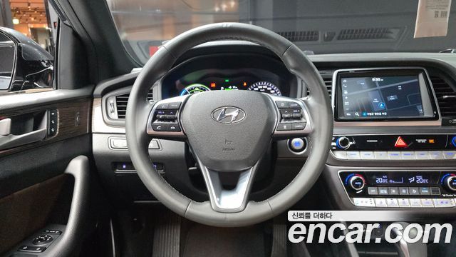 Hyundai Sonata New Rise Hybrid Premium 2018 — фото 13