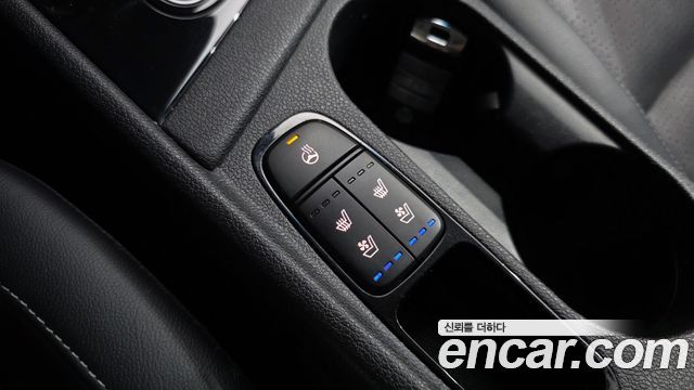 Kia Niro Noblesse 2018 — фото 17