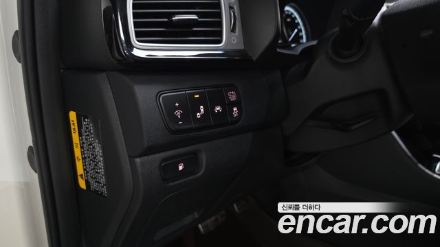 Kia Niro Noblesse 2018 — фото 18