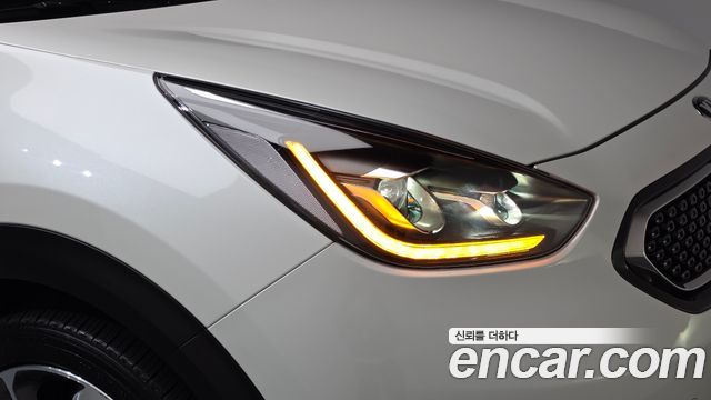 Kia Niro Noblesse 2018 — фото 22