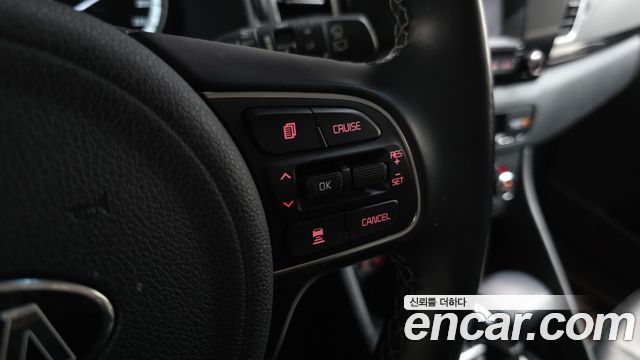 Kia Niro Noblesse 2018 — фото 29