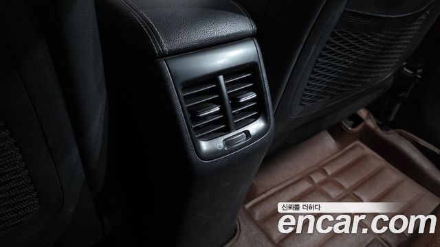 Kia Niro Noblesse 2018 — фото 30