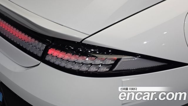 Hyundai Ioniq 6 Standard E-Value+ 2025 — фото 23