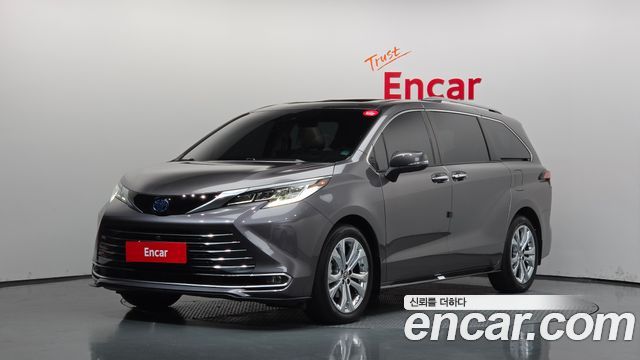 Toyota Sienna (IV) 2.5 Hybrid 2WD