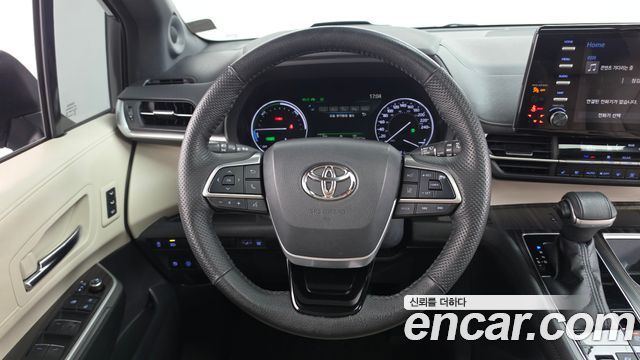 Toyota Sienna (IV) 2.5 Hybrid 2WD 2022 — фото 17