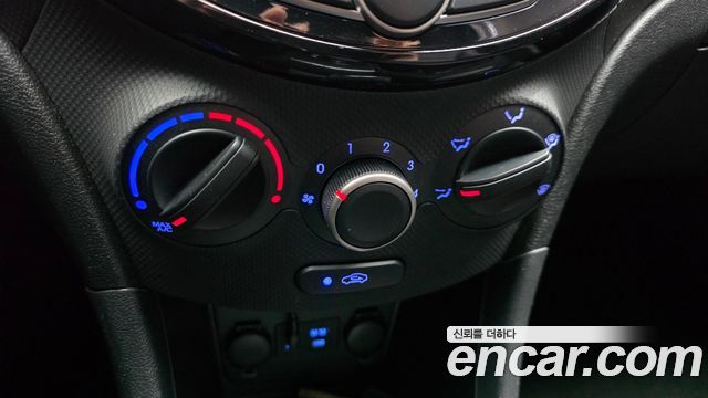 Hyundai Accent (New) 1.4 VVT Smart Special 2019 — фото 18