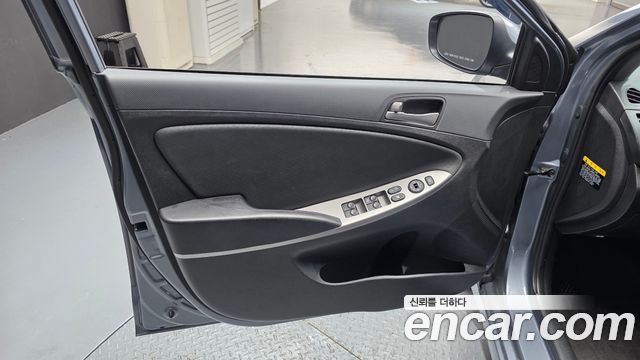 Hyundai Accent (New) 1.4 VVT Smart Special 2019 — фото 24
