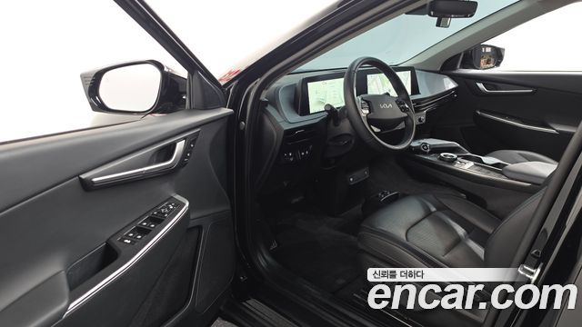 Kia EV6 Long Range Air 2023 — фото 10