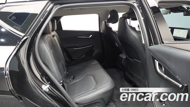Kia EV6 Long Range Air 2023 — фото 16