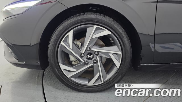 Hyundai Avante (CN7) 1.6 Inspiration 2024 — фото 5