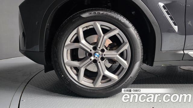 BMW X4 (G02) xDrive20i xLine 2022 — фото 5