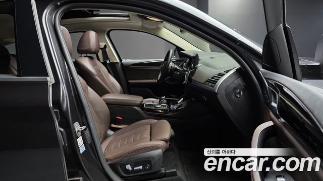BMW X4 (G02) xDrive20i xLine 2022 — фото 11