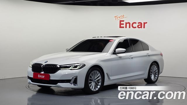 BMW 5 Series (G30) 520i Luxury