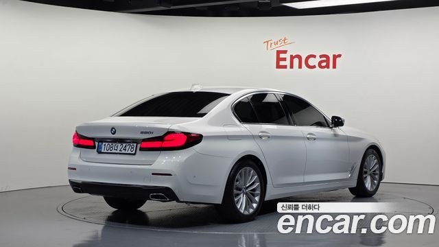 BMW 5 Series (G30) 520i Luxury 2021 — фото 2