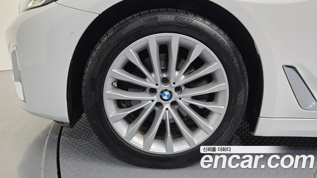 BMW 5 Series (G30) 520i Luxury 2021 — фото 5