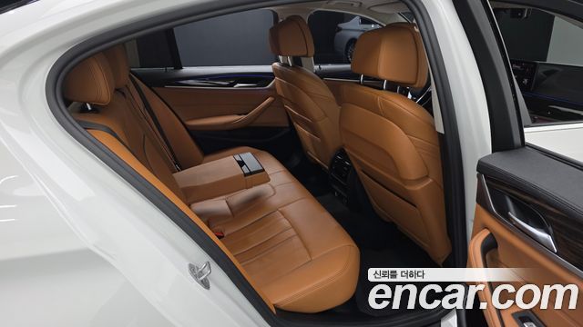 BMW 5 Series (G30) 520i Luxury 2021 — фото 11